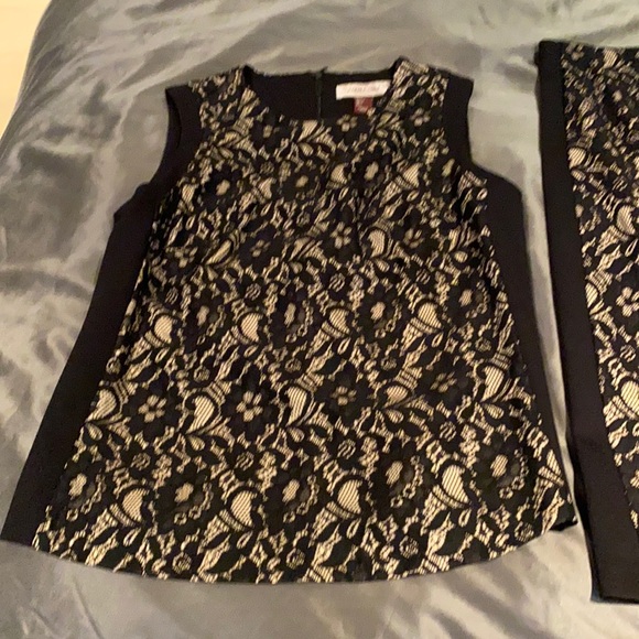 Lace top and bottom lined - Picture 1 of 3